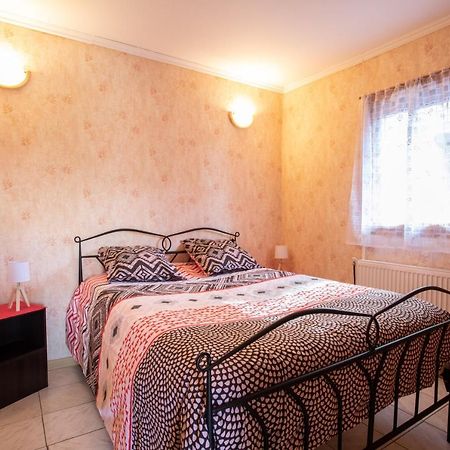 Ferienwohnung La Durance - 1 Chambre Terrasse Et Jardin Saint-André-dʼEmbrun Exterior foto